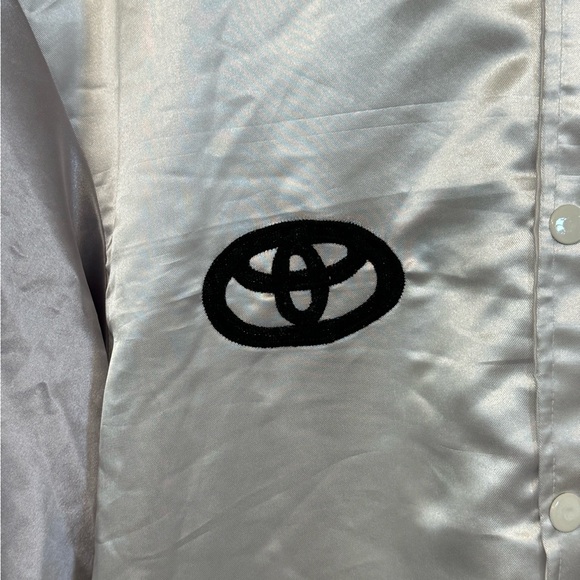 Vintage Satin White Silver Toyota Snap Up Varsity Jacket Men’s XL MINTY - Picture 3 of 4